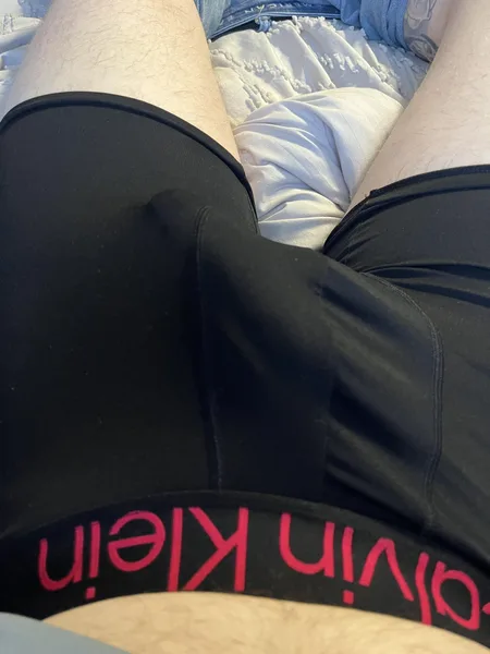 Nuogi Vyrai nuotrauka