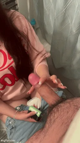 Sneaky Bathroom BJ 💦